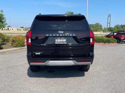 AGATE BLACK METALLIC 2025 Ford Expedition Platinum