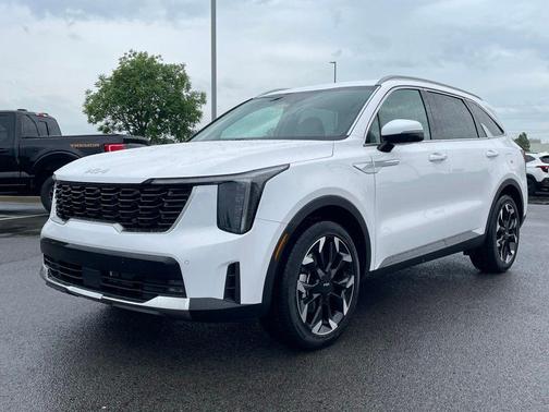 White Pearl 2026 Kia Sorento EX