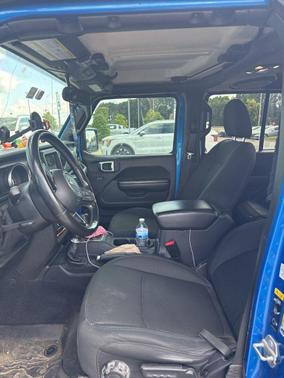 Hydro Blue Pearlcoat 2020 Jeep Gladiator Sport S