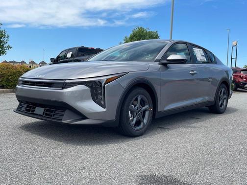 Steel 2026 Kia K4 LXS