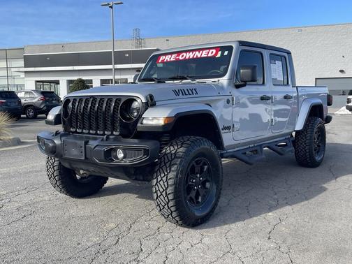 2022 Jeep Gladiator Sport
