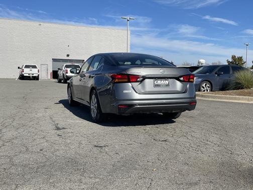 2024 Nissan Altima S FWD