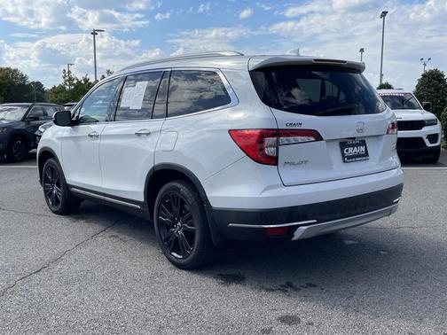 2022 Honda Pilot AWD Elite