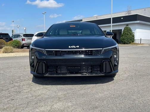 Aurora Black Pearl 2026 Kia K4 GT-Line