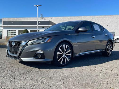 2020 Nissan Altima Platinum FWD