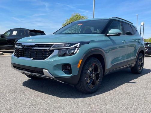 Pluton Blue 2026 Kia Seltos EX