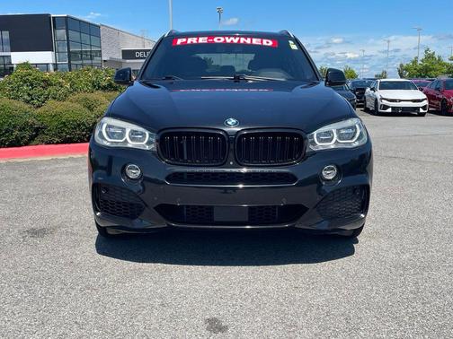Black Sapphire Metallic 2018 BMW X5 xDrive50i