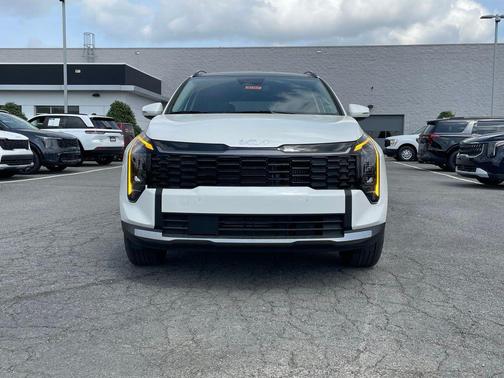 Snow White Pearl 2026 Kia Sportage Hybrid EX