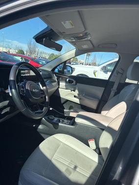 2022 Kia Sorento Hybrid S