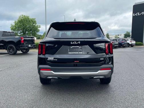 Ebony 2026 Kia Sorento S
