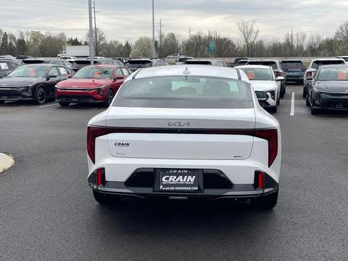 Snow White Pearl 2026 Kia K4 GT-Line