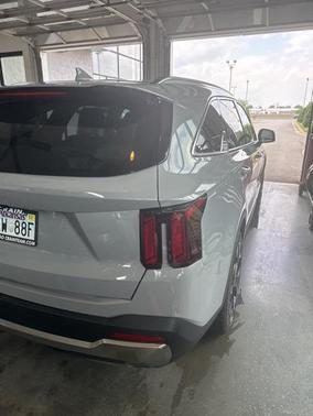 2025 Kia Sorento EX