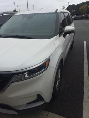 2022 Kia Carnival LX