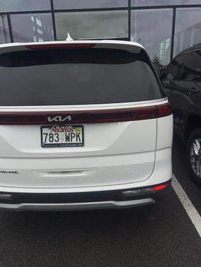 2022 Kia Carnival LX