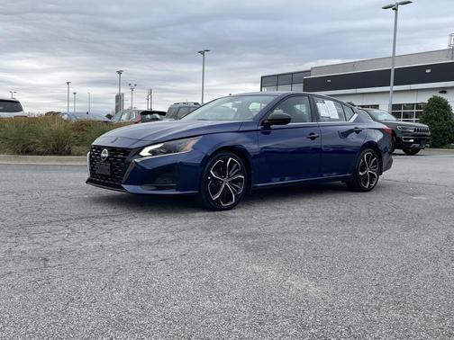 2024 Nissan Altima SR FWD