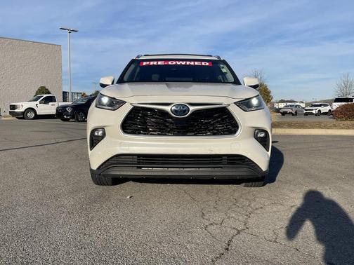2021 Toyota Highlander Hybrid XLE