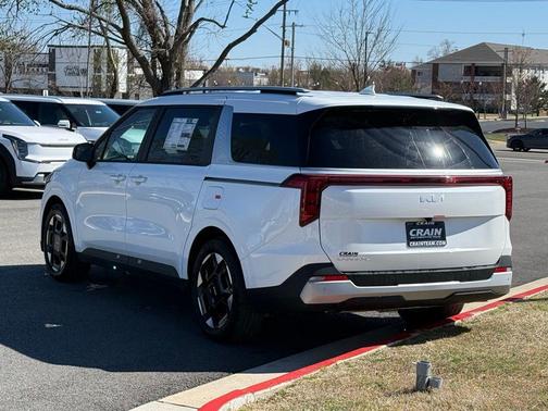 Snow White Pearl 2026 Kia Carnival EX