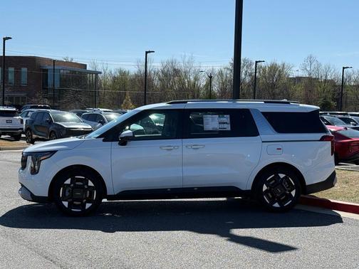 Snow White Pearl 2026 Kia Carnival EX