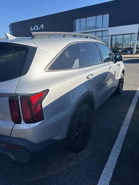 2022 Kia Sorento S