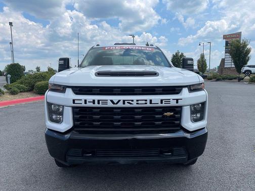 Summit White 2023 Chevrolet Silverado 2500 Custom