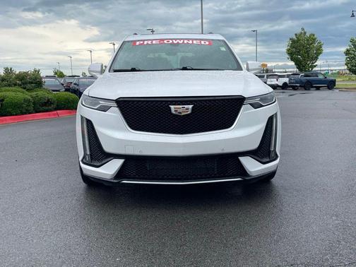 Crystal White Tricoat 2020 Cadillac XT6 Sport AWD