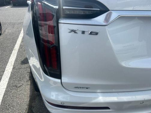 Crystal White Tricoat 2020 Cadillac XT6 Sport AWD