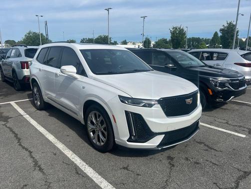 Crystal White Tricoat 2020 Cadillac XT6 Sport AWD