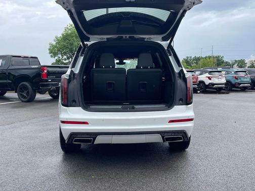 Crystal White Tricoat 2020 Cadillac XT6 Sport AWD