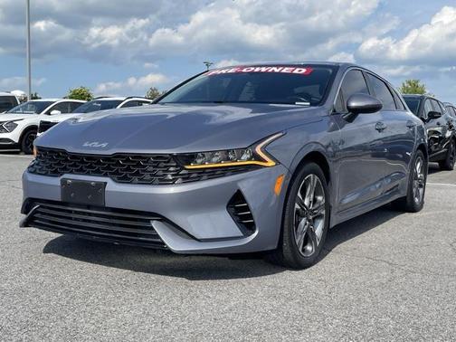 2022 Kia K5 LXS