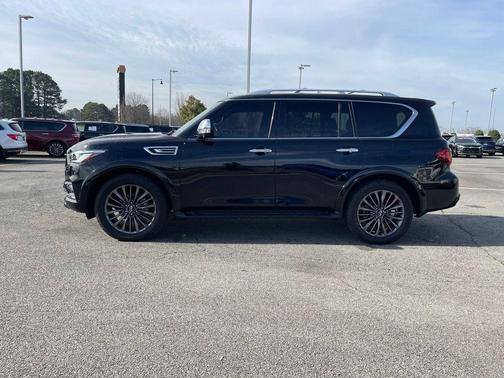 2023 INFINITI QX80 SENSORY AWD