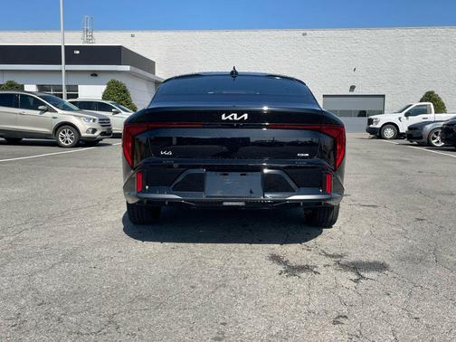 Aurora Black Pearl 2026 Kia K4 GT-Line