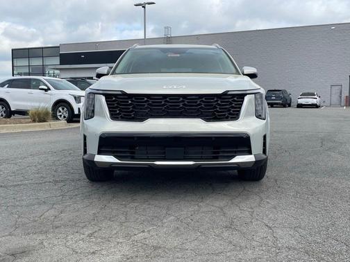 Ivory Silver 2026 Kia Sorento S