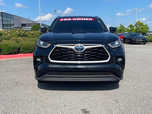 Midnight Black Metallic 2021 Toyota Highlander Hybrid XLE