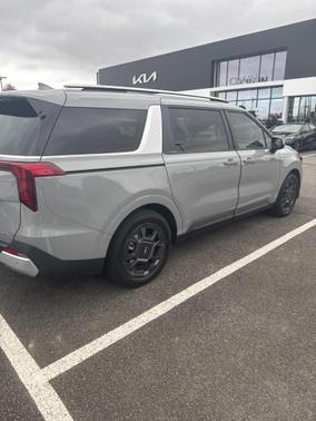 2025 Kia Carnival Hybrid EX