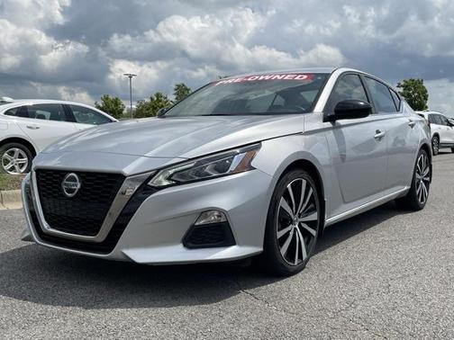2020 Nissan Altima SR FWD