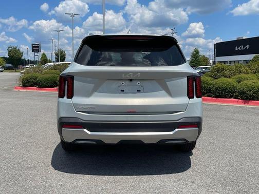 Ivory 2026 Kia Sorento S