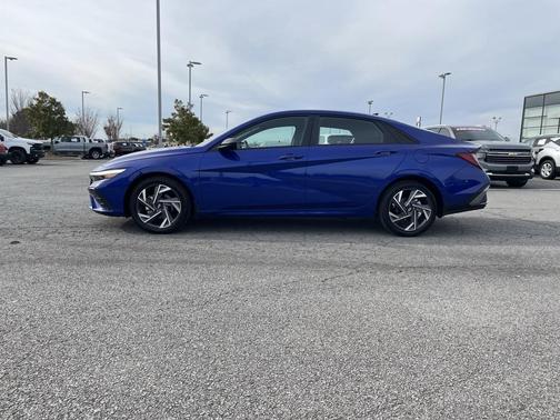 2025 Hyundai ELANTRA Sport