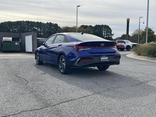 2025 Hyundai ELANTRA Sport