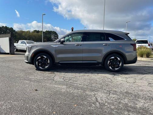 Volcanic Sand 2026 Kia Sorento Hybrid EX