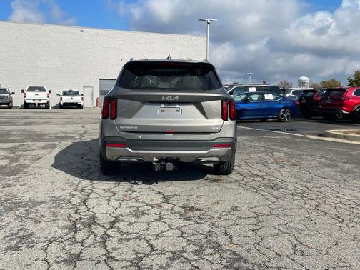 Volcanic Sand 2026 Kia Sorento Hybrid EX