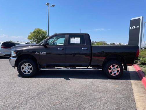 Brilliant Black Crystal Pearlcoat 2016 RAM 2500 Big Horn