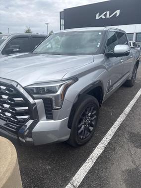 2023 Toyota Tundra Platinum