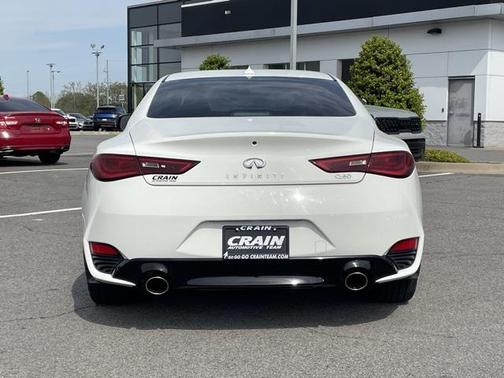 2017 INFINITI Q60 2.0t Premium