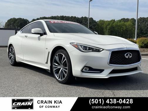 2017 INFINITI Q60 2.0t Premium