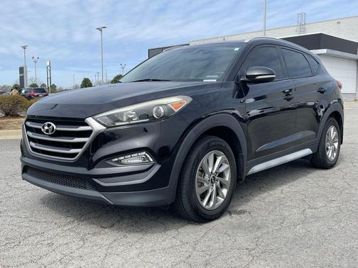 2017 Hyundai TUCSON SE Plus