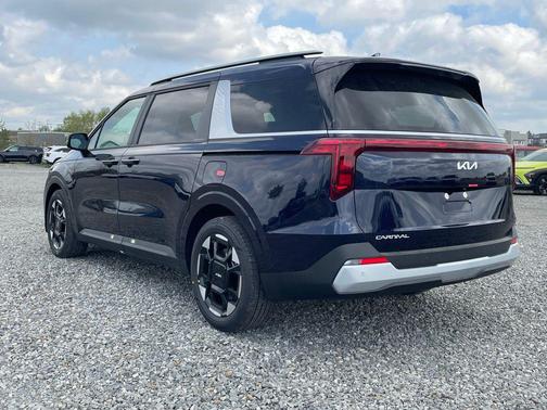 Deep Chroma Blue 2026 Kia Carnival EX