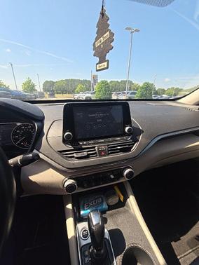 Glacier White 2020 Nissan Altima S FWD
