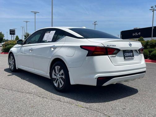 Glacier White 2020 Nissan Altima S FWD