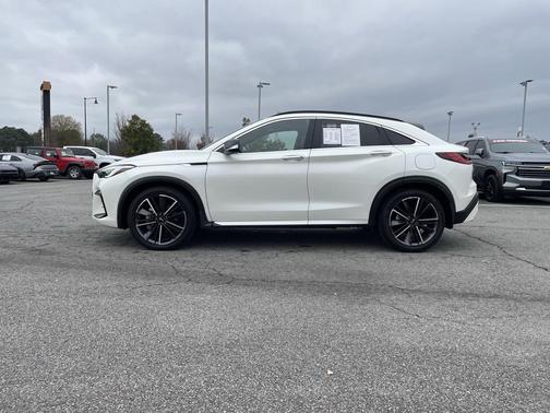 2022 INFINITI QX55 ESSENTIAL