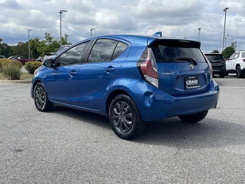 2016 Toyota Prius c Four